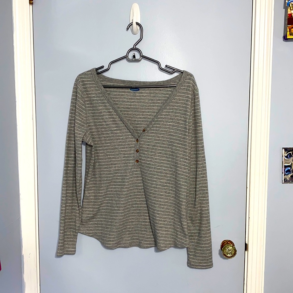 Women’s long sleeve shirt